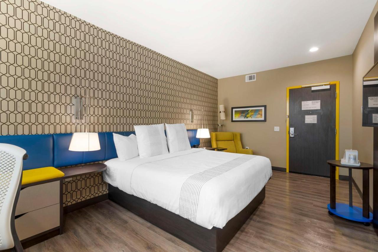 Glo Best Western Pooler - Savannah Airport Hotel ภายนอก รูปภาพ
