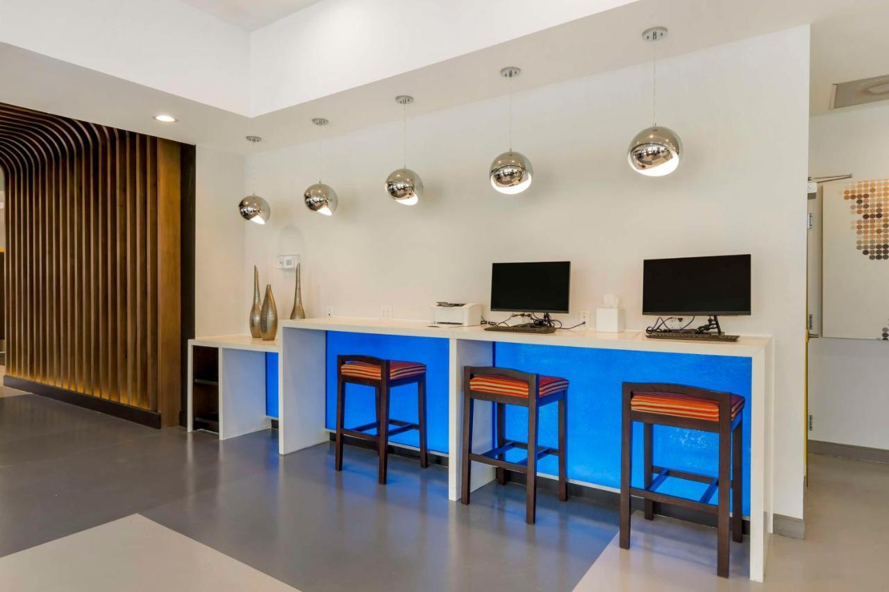 Glo Best Western Pooler - Savannah Airport Hotel ภายนอก รูปภาพ